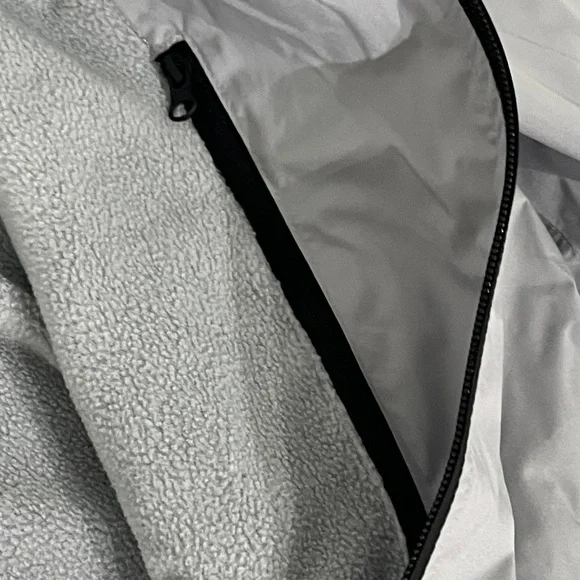 Spyder Men's Performance Jacket NWT Size L - Picture 7 of 8